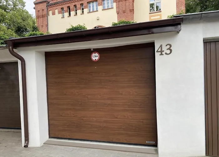 Sanhaus - Bacardi - Z 2 Balkonami, Garazem, Przy Plazy Apartment